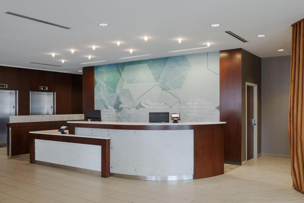 Springhill Suites By Marriott Bloomington Exterior foto